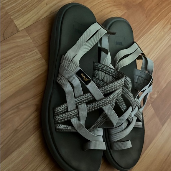 Teva Voya Strappy Antiguous Birch Slingback Strappy Sandals  Rubber Sole Size 10 - Picture 4 of 5